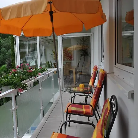 Hotel Vitalpension Maucher 3*